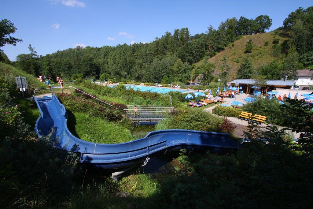 Bild von H2OLLFELD Familienbad