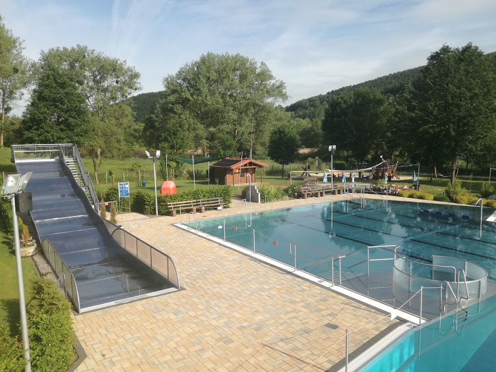 Bild von Quellenbad Freibad Bieber