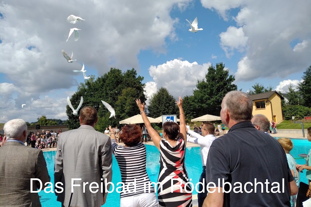 Bild von Freibad Hartmannsdorf - Das Freibad im Rödelbachtal