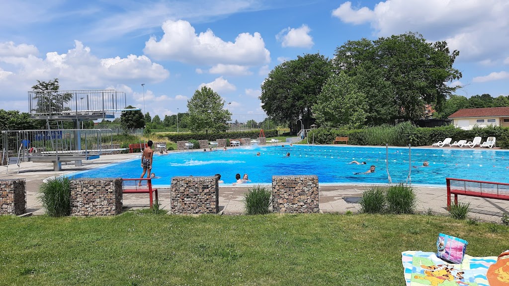 Bild von Freibad und Sauna