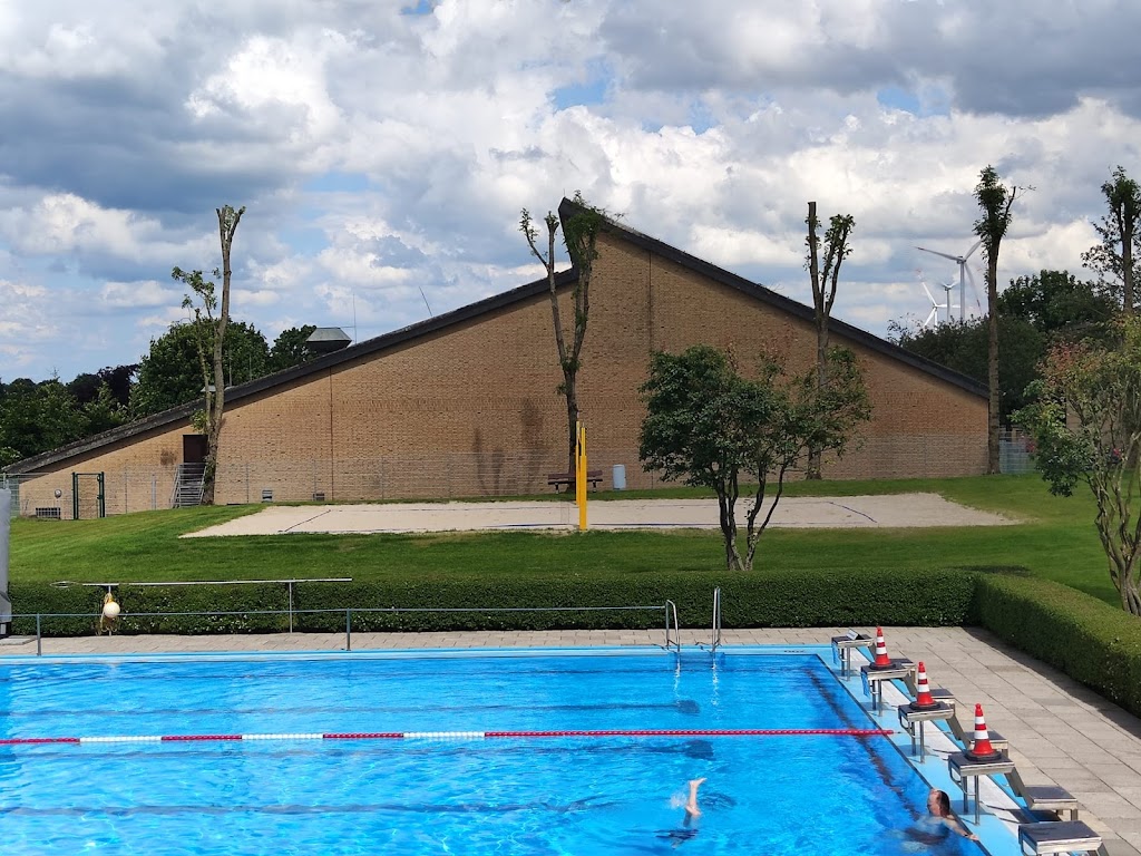 Bild von Beachvolleyballfeld Freibad Hennstedt
