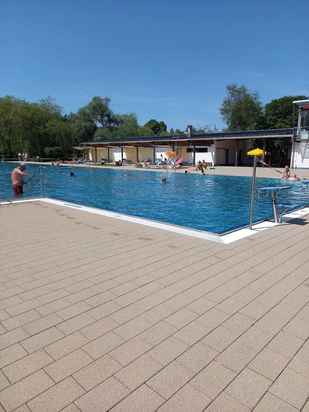 Bild von Public swimming pool Brodhausen