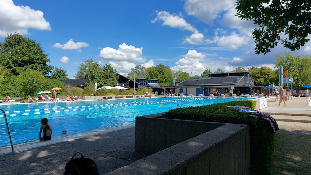 Bild von Altöttinger Traditionsbad a recreational center