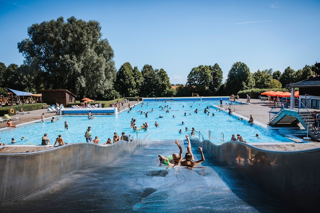 Bild von Sommerbad Thaining - Warmfreibad