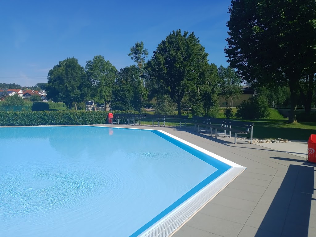 Bild von Schwimmbad Triftern