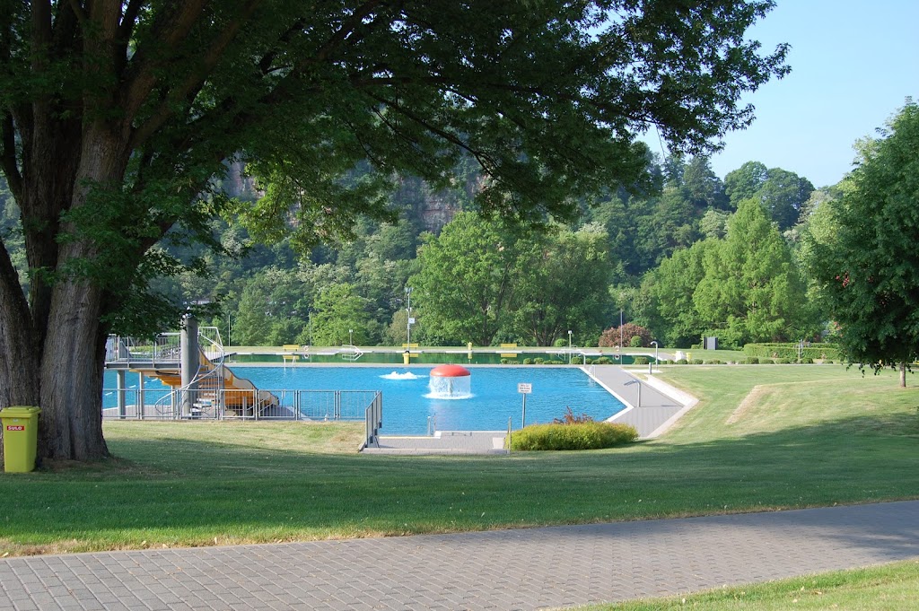 Bild von Outdoor swimming pool