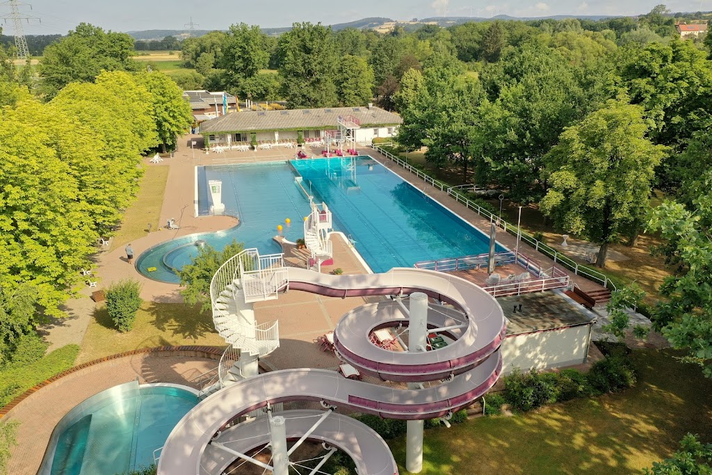Bild von Fritz Hornschuch swimming pool Mainleus