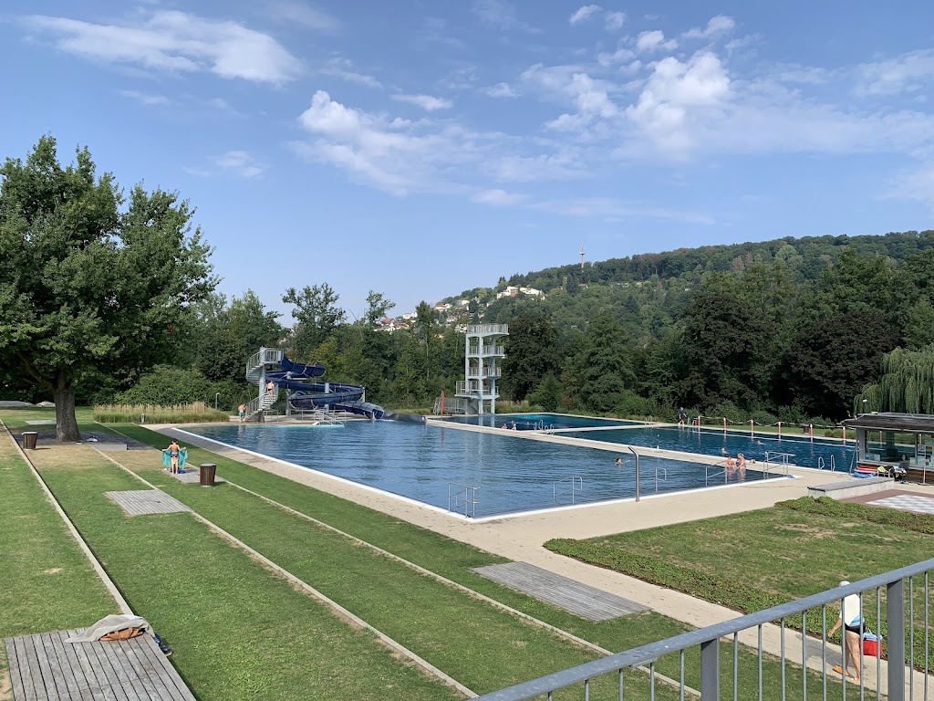 Bild von Outdoor swimming pool of the city Büdingen