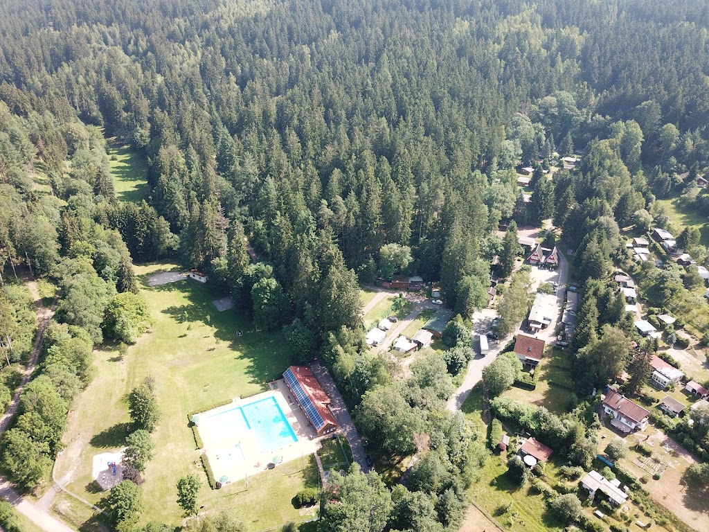 Bild von Campingplatz - Bungalowdorf - Gaststätte, Am Waldbad Erlau