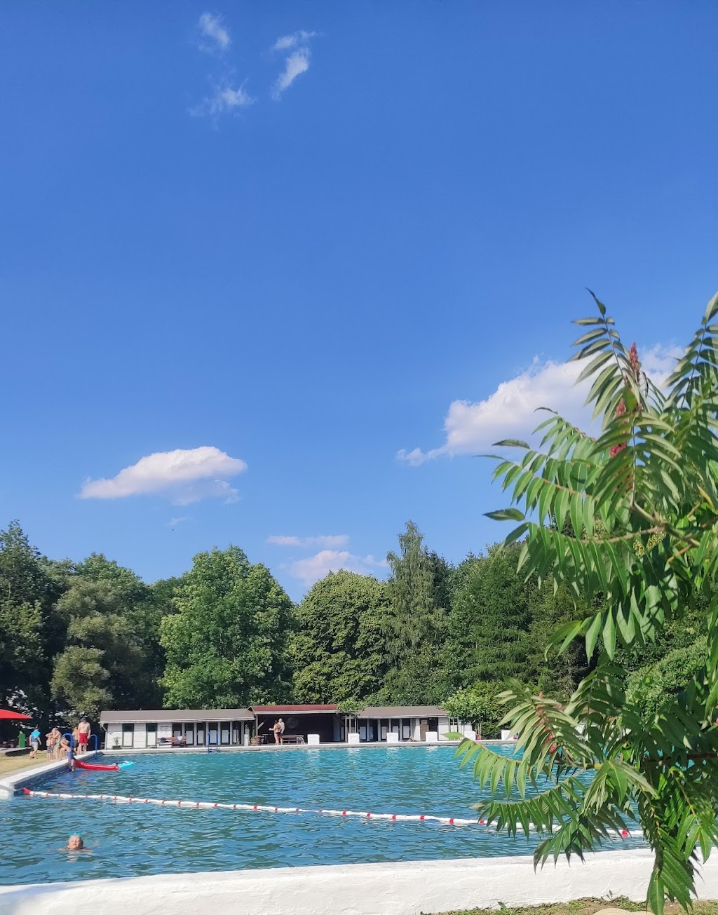 Bild von Natursteinbad Mellenbach
