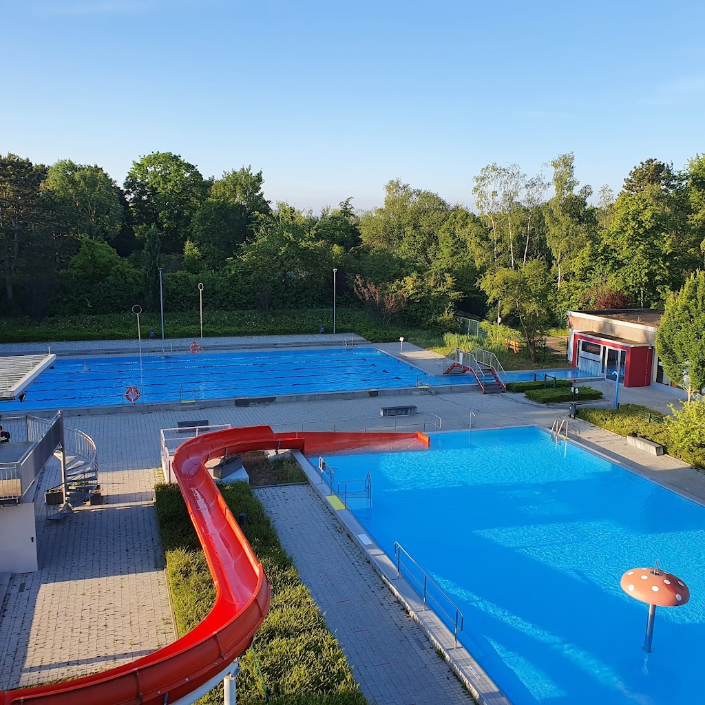 Bild von Traglufthalle-Freibad Dürwiß