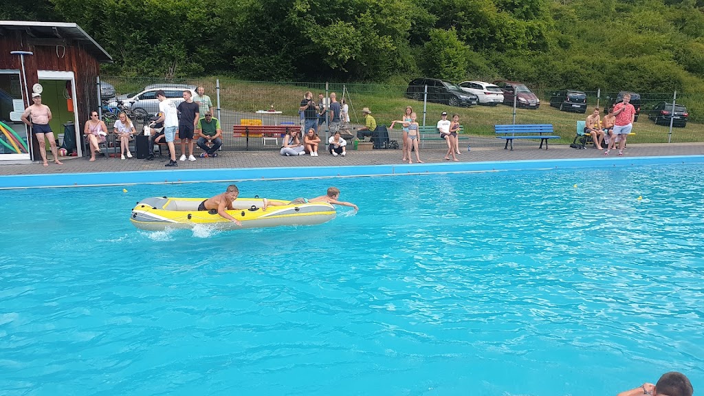 Bild von Outdoor pool Medenbach Breitscheid