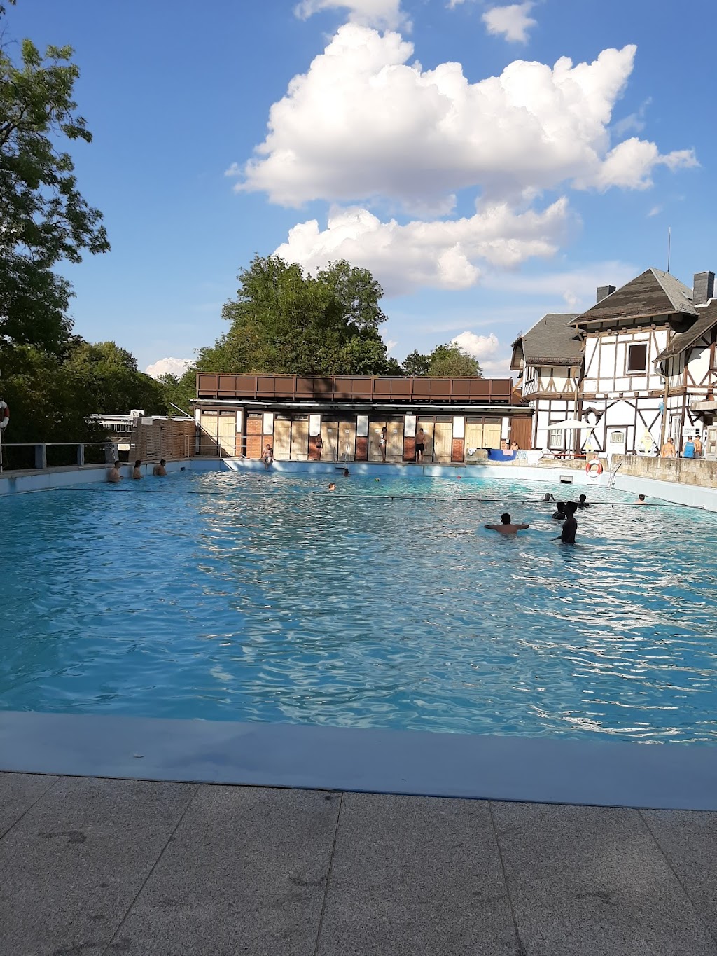 Bild von Freibad Dreienbrunnenbad