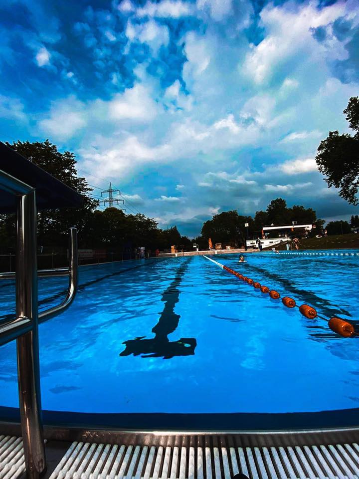 Bild von Outdoor pool Dellwig "Hesse"