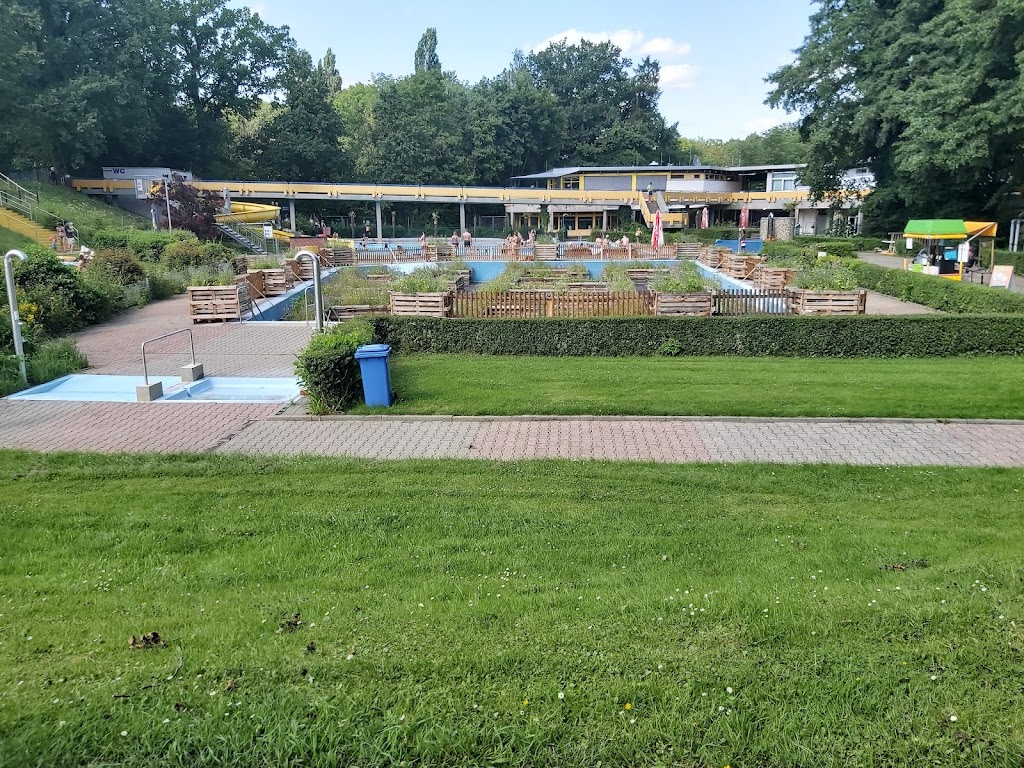 Bild von Outdoor swimming pool Beautiful Flute