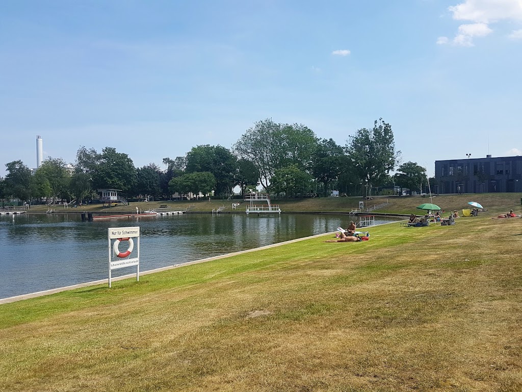 Bild von Sporthalle am Badeweiher