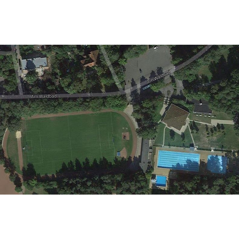 Bild von bpi Arena am Waldbad Senne